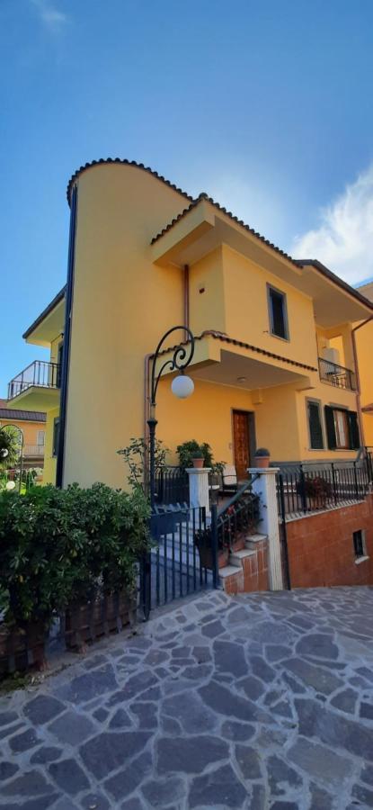 Anagnina Apartment Capistrano 罗马 外观 照片